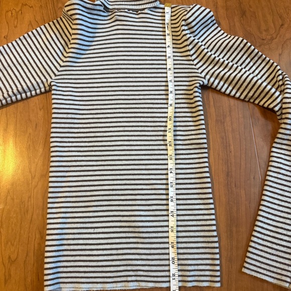 FRANKIES BIKINIS Tucker Knit Sweater Montauk Stripe Blue Brown Turtleneck Medium - Picture 7 of 7